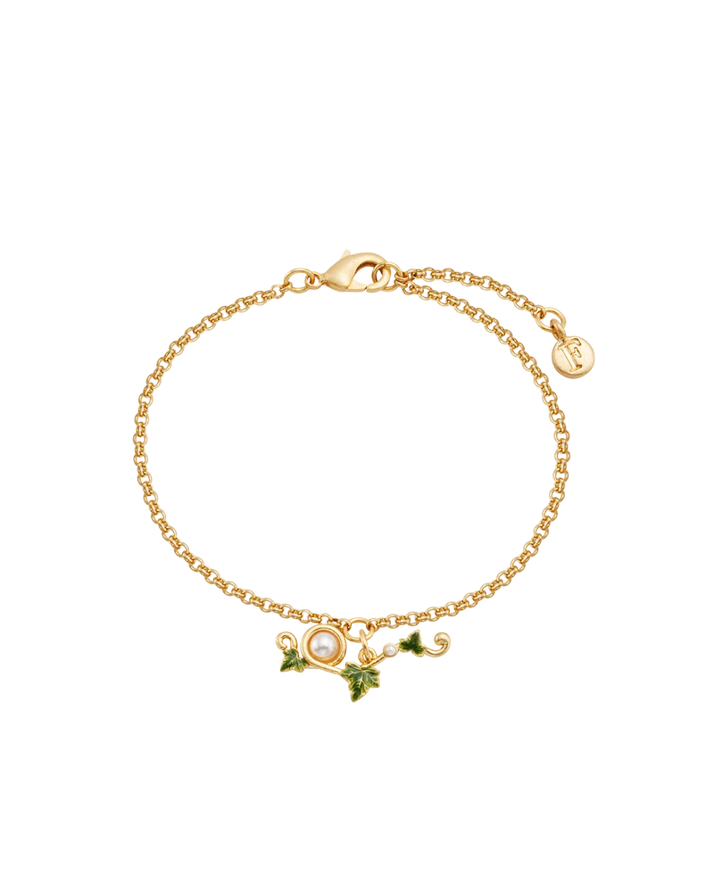 Ivy & Pearl T-Bar Bracelet in Gold