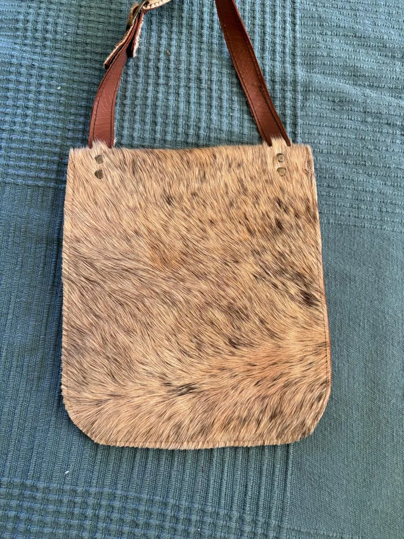 Sac on cuir pure faire de peau de vache