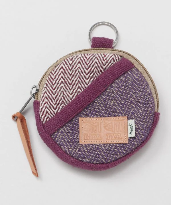 Pochette ronde en patchwork faite à la main
