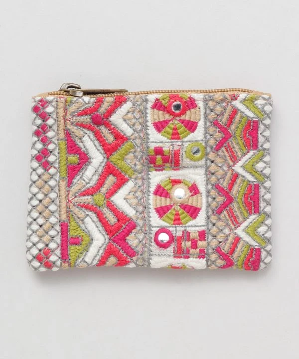 Pochette brodée - S