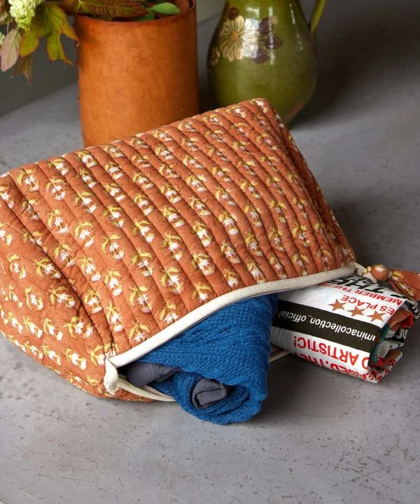Pochette matelassée à imprimé bloc - L
