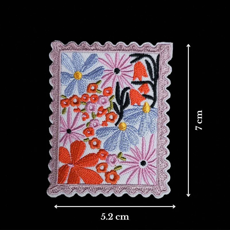 Écusson Brodé Thermocollant | Timbre Floral Vintage | Appliqué Fleurs de Jardin