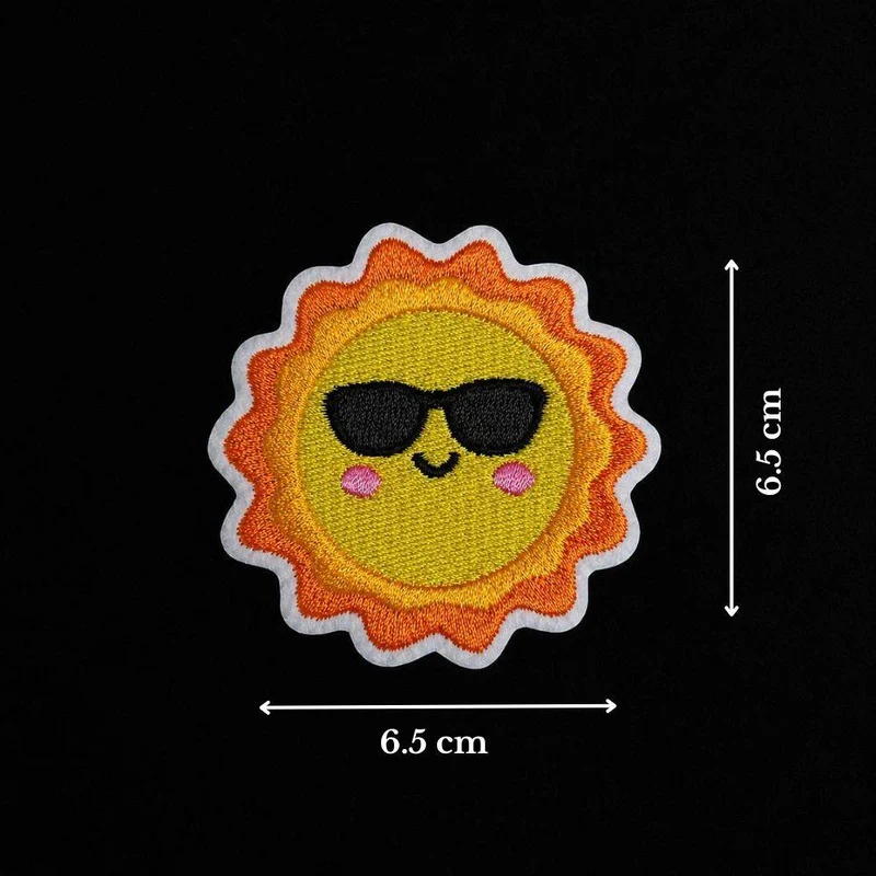 Écusson Brodé Thermocollant | Soleil Souriant avec Lunettes de Soleil