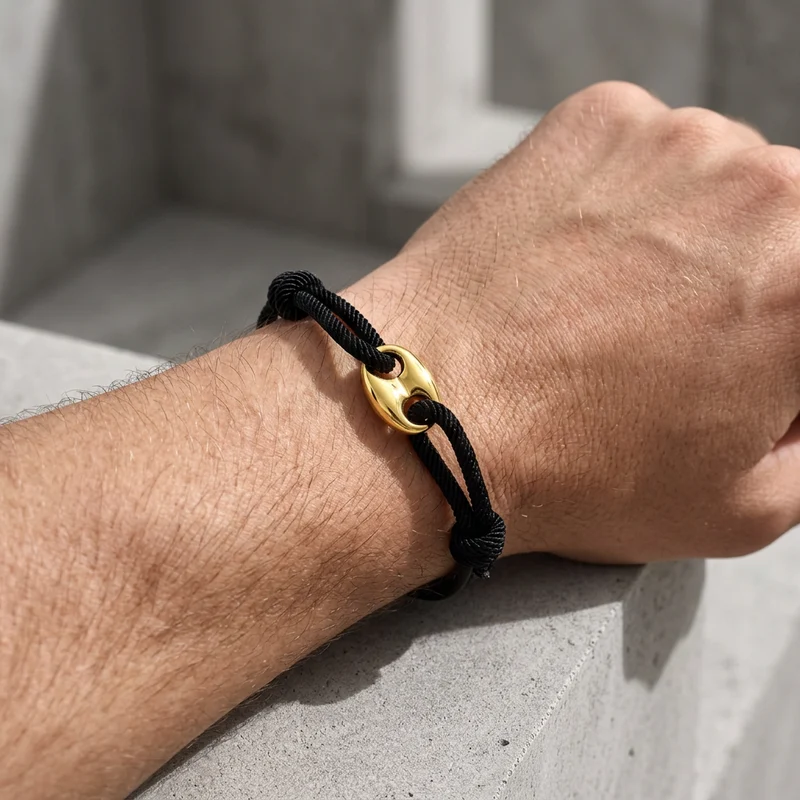 Bracelet Homme Grain de Café Doré sur Cordon Réglable