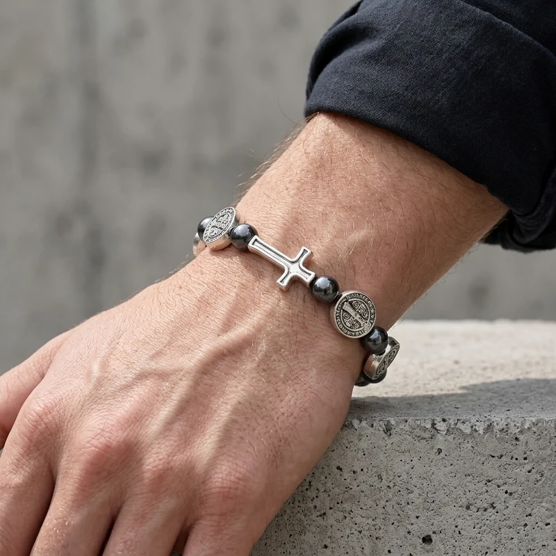 Bracelet Catholique Homme Médailles et Croix Argentées