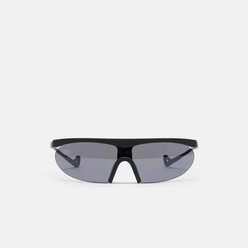 Koharu Eclipse Sunglasses in Black/D+ Onyx Mirror