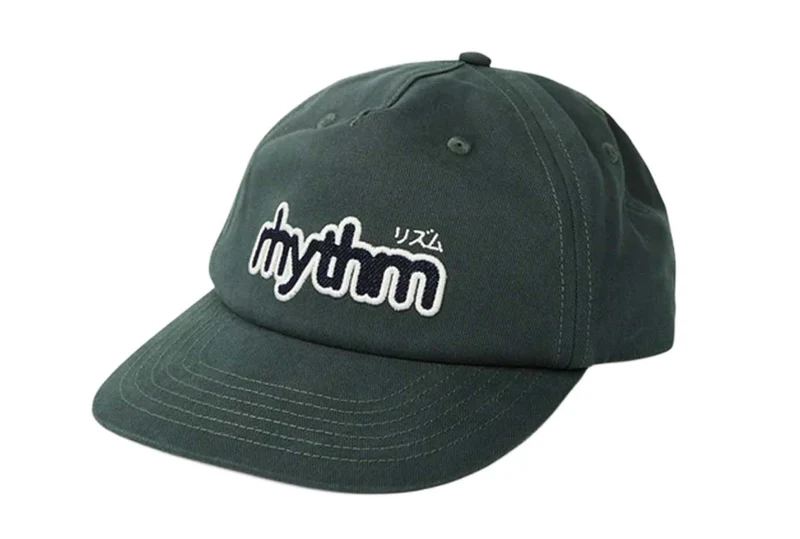 CAPUCHON APPLIQUE