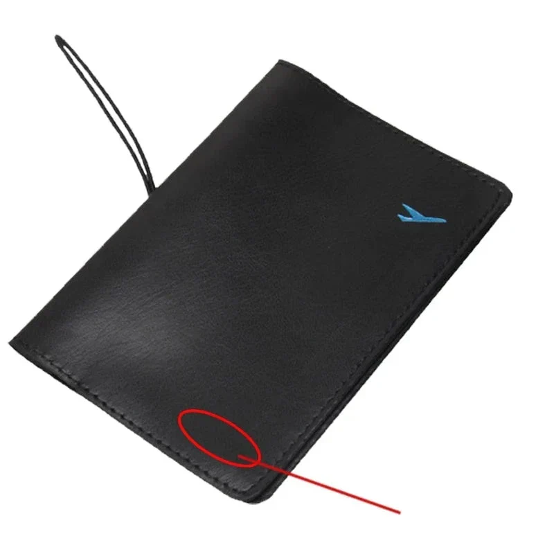 Pochette Passeport Personnalisée | Initiales Dorées Élégantes