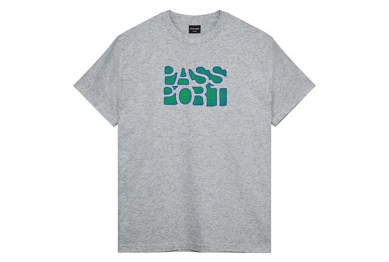 T-shirt négatif rugueux