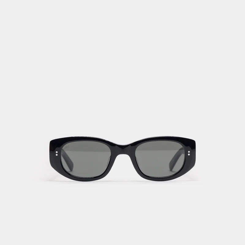 Silvia Sunglasses in Black/Black