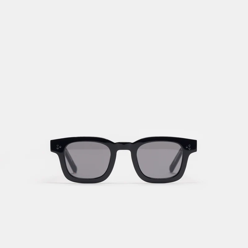 Ascent Sunglasses in Black/Black