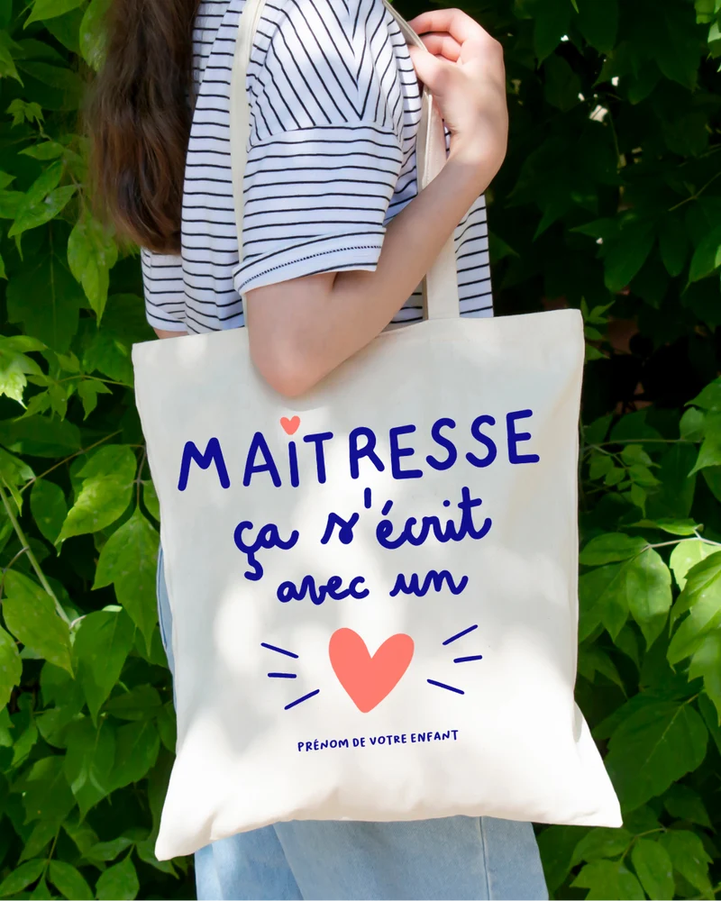 Sac à personnaliser - "Maitresse, ça s'écrit avec un cœur" en collaboration avec Touché Collé - à personnaliser