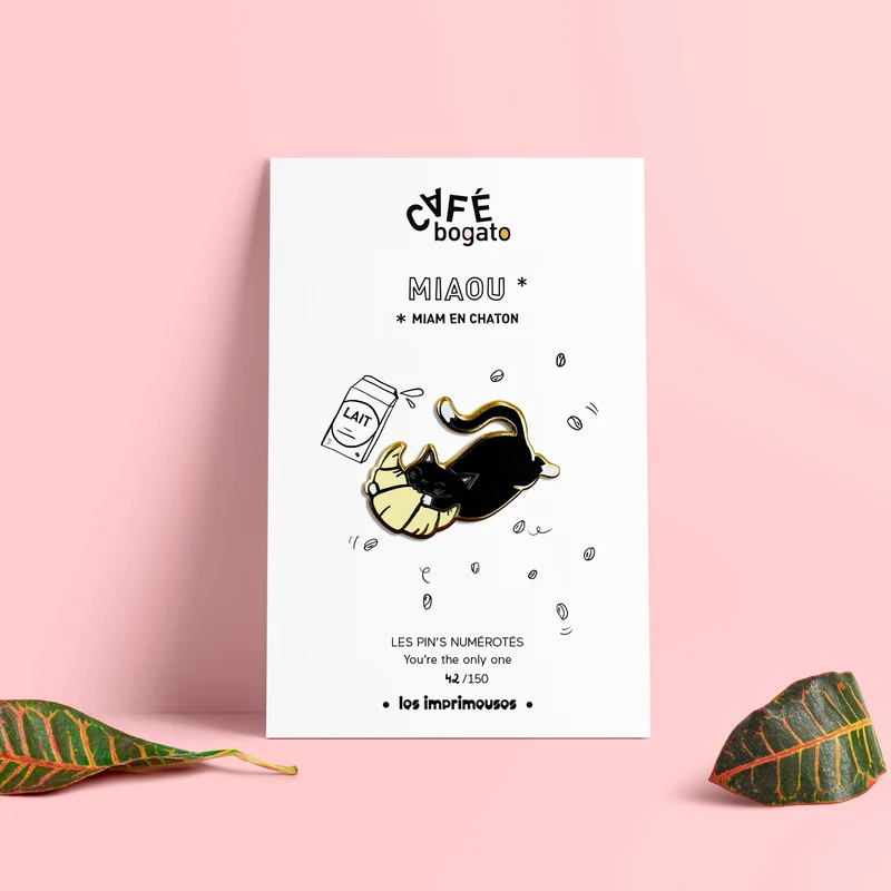 Pin's Chez Bogato x Les Imprimeuses - Chat et croissant - Miaou