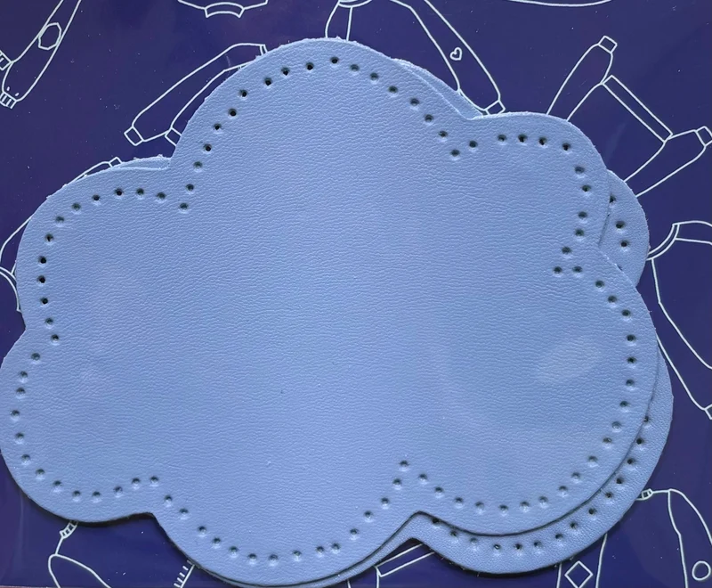 Coudes à coudre - Grand Nuage - Britney Pompadour
