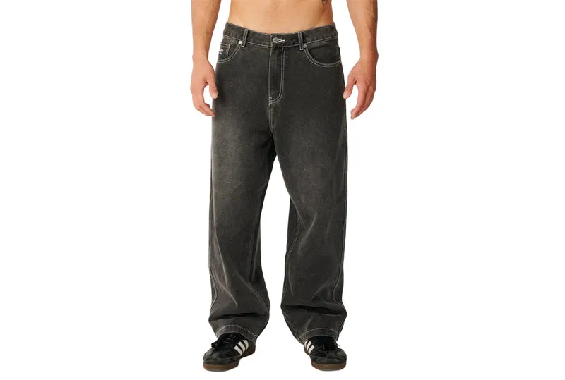 PANTALON EN JEAN SALE D'ARCHIVES