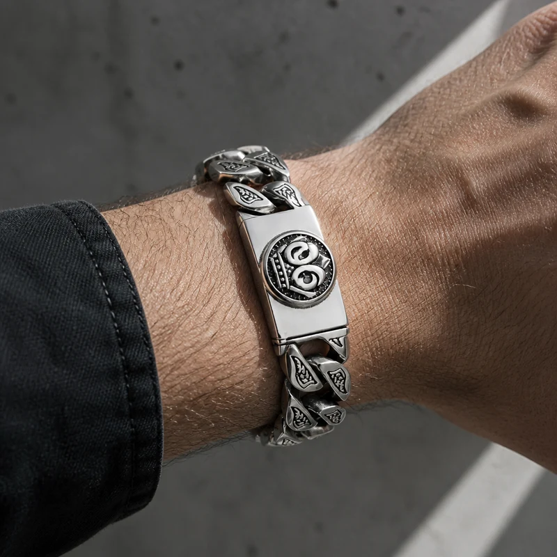 Bracelet Homme Argent Luxe à Maille Large et Médaillon