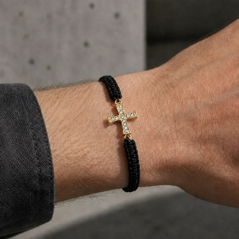 Bracelet Macramé Homme, Croix Sertie sur Cordon Tressé
