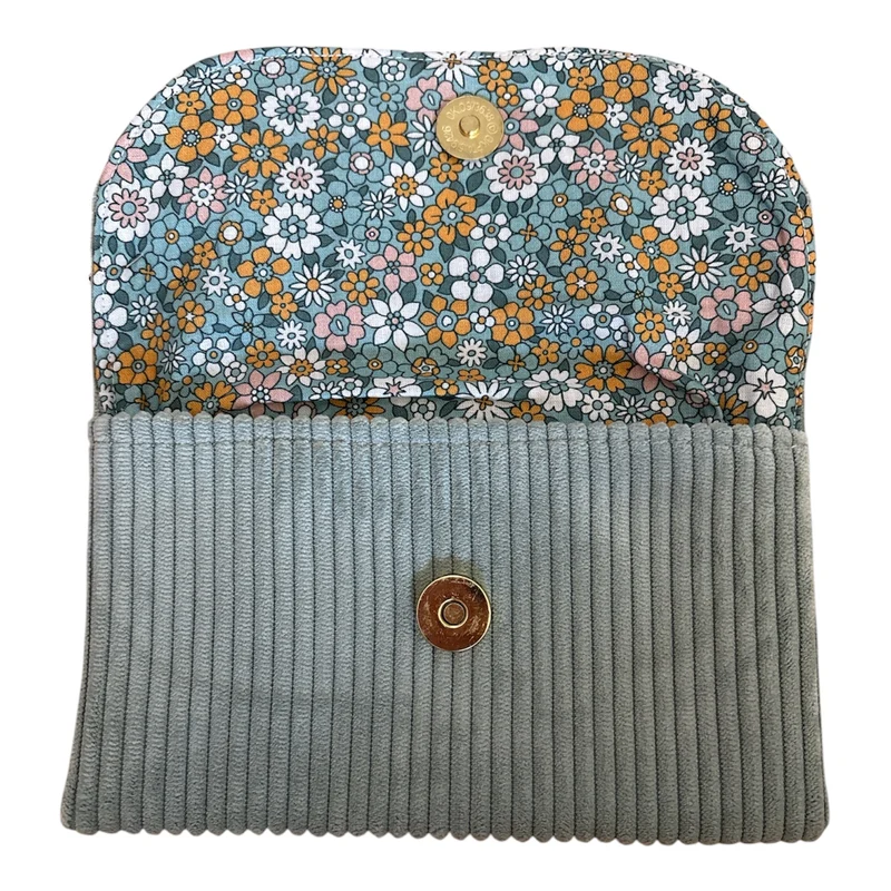 Pochette multifonction velours vert d'eau "Sous les Fleurs"