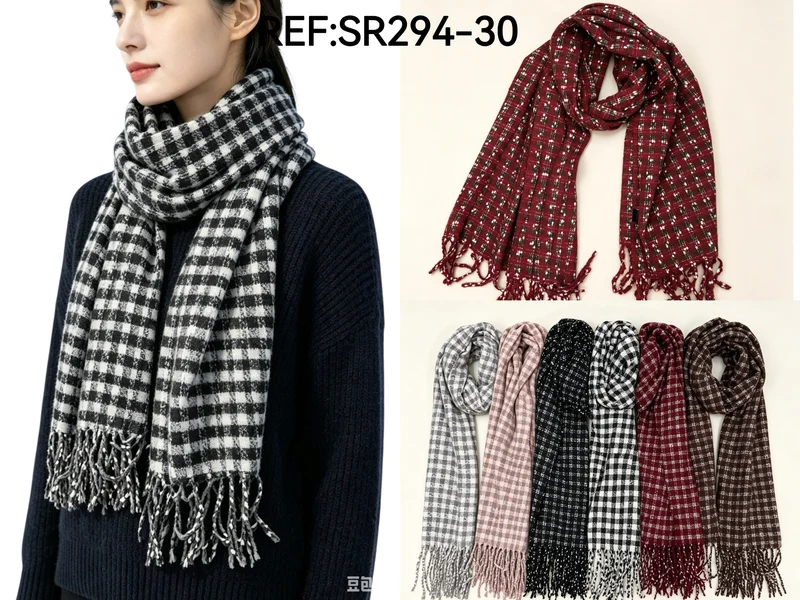 Écharpe d’hiver à carreaux avec franges （x12)#30