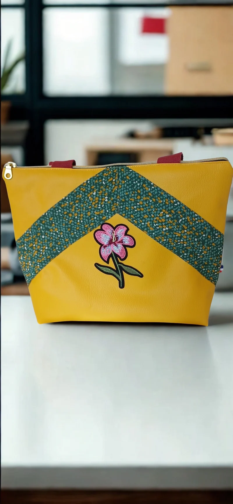Sac à main artisanal – Simili cuir & mousseline pailletée, broderie florale, doublure coton