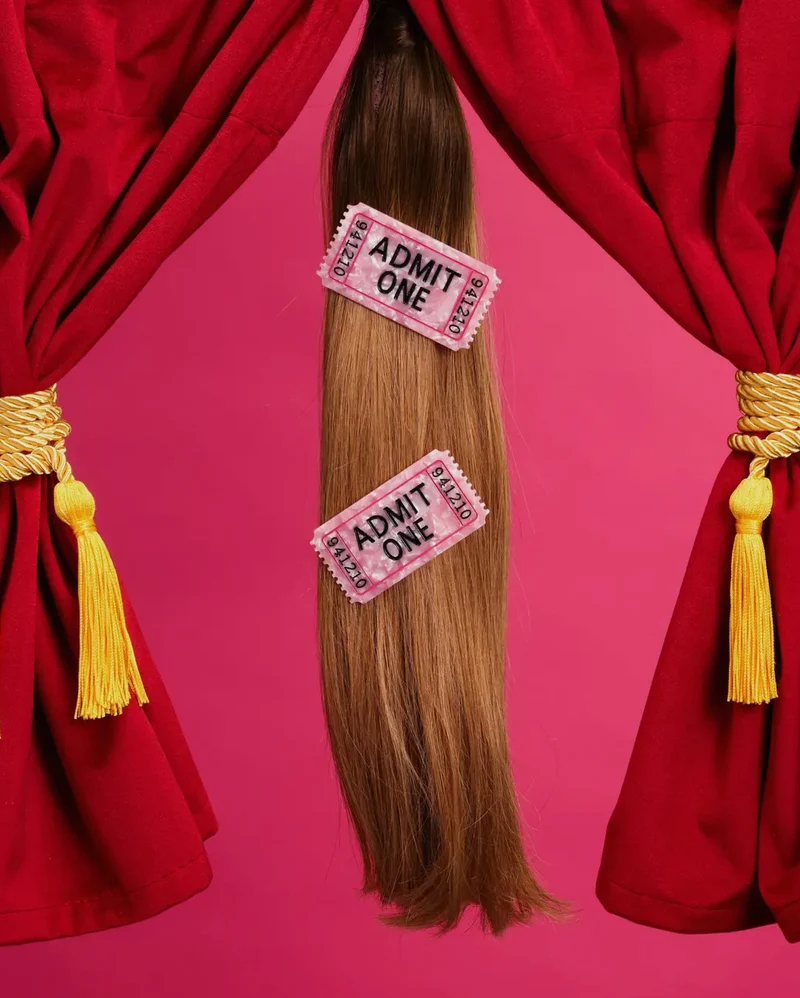 Pince Admit One - The Peach Fuzz