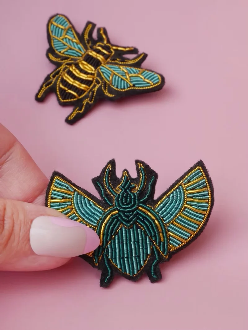 Broche Scarabée - Malicieuse