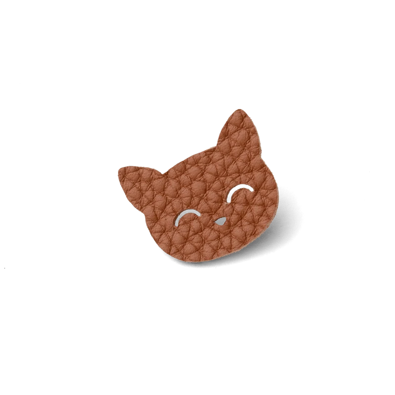 Broche Chat