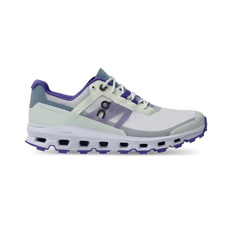 Souliers de course en sentier On CloudVista (femmes)
