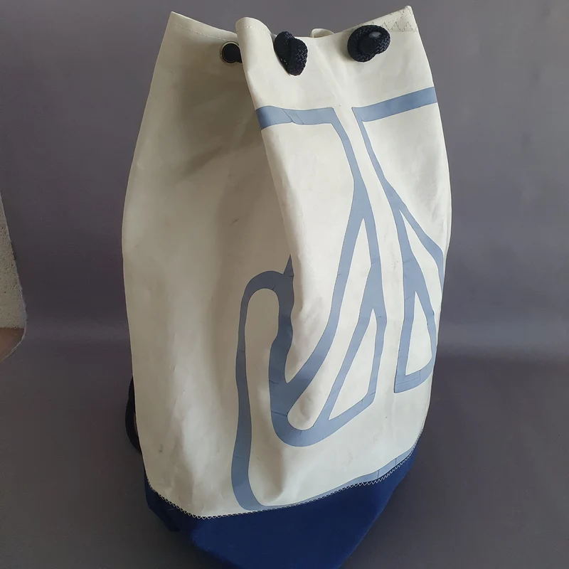 Balluchon grand Navy - produit unique