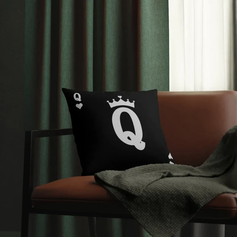 Card Queen's hearts for Real Boss Lady Black Waterproof Pillows