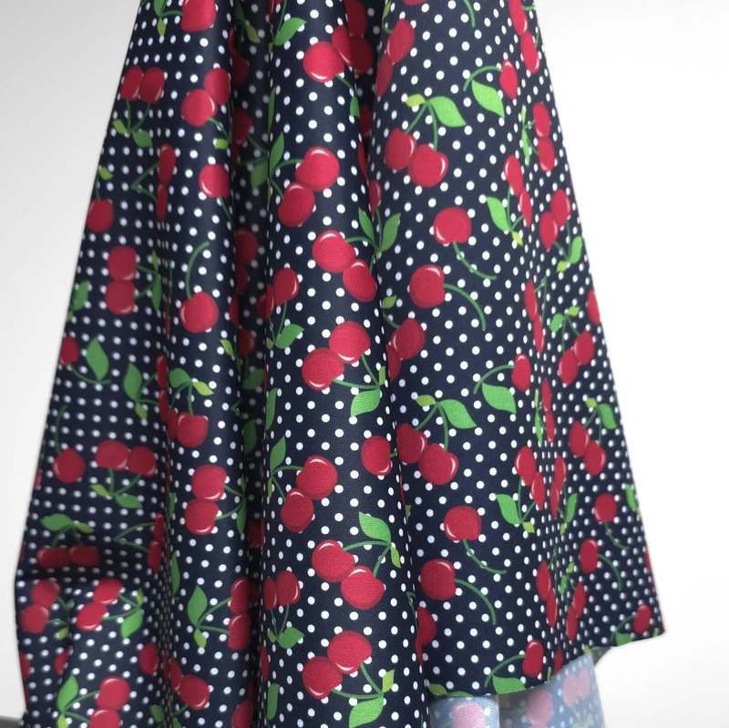 PUL | Tissu Imperméable | Cerises & Pois | Marine