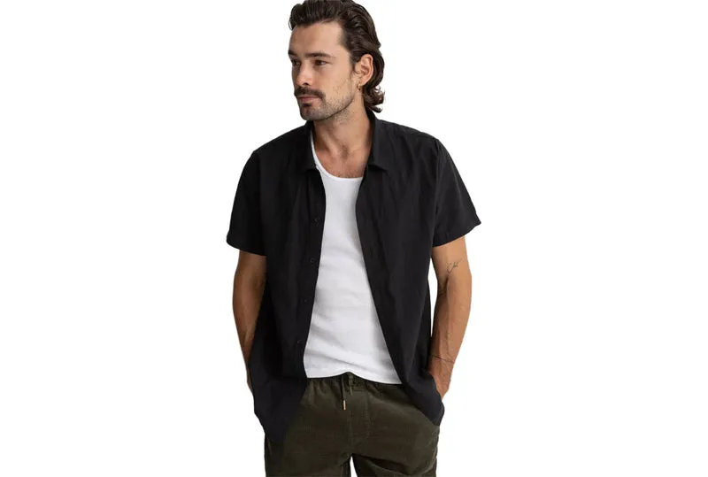 CHEMISE CLASSIQUE EN LIN À MANCHES SANS MÉTRAGE